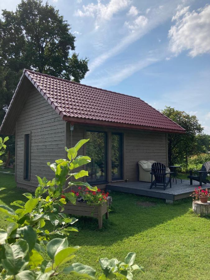 Holiday House Ausekla Namins แซซิส ภายนอก รูปภาพ